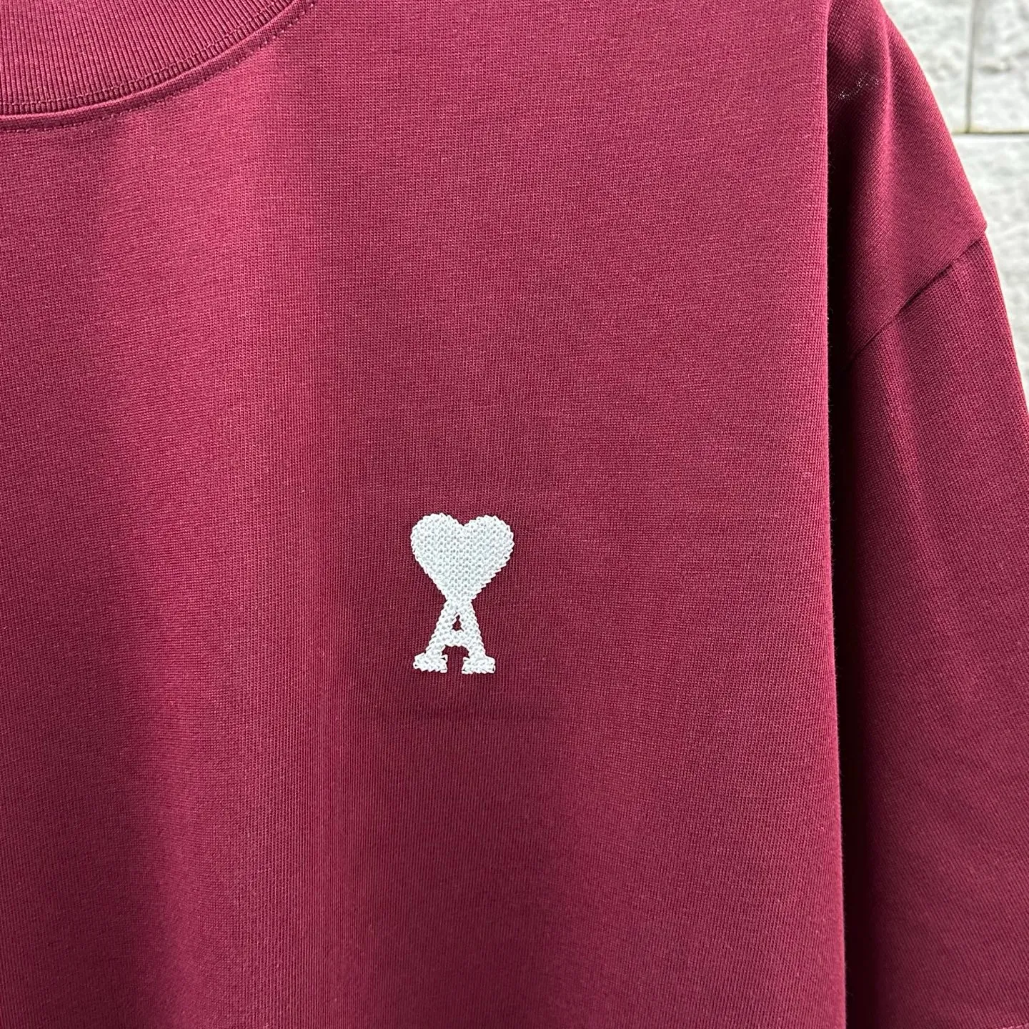 Ami Love 2026 Spring and Summer Style Classic simple three-dimensional embroidery small love personalized logo Customized double yarn plain cotton fabric Short-sleeved T-shirt Men and women Same Style Color: Black White Flower Gray Angola Red Size: S (90-130 pounds) M (120-150 pounds) L (140-165 pounds) XL (160-180 pounds) XXL (180-210 pounds)